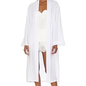 NWOT Eberjey Linen Long Robe White $198 Size Small excellent condition